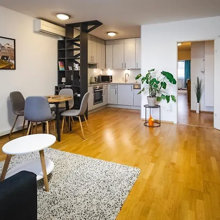 Apartment Zuzana's Old Town Bratislava